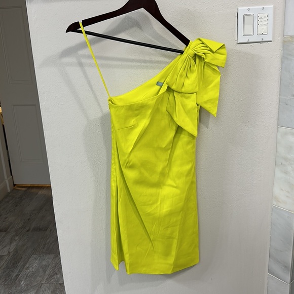 Antonio Melani Charlie Linen Blend One Shoulder Shift Dress size 0, Lime - Picture 5 of 7